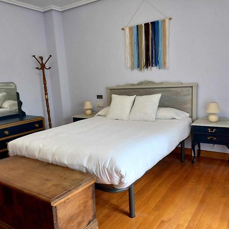 Azcona Casa Albaitar Con Piscina Y Sala De Juegos מראה חיצוני תמונה